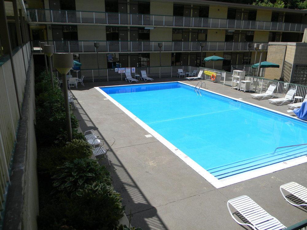 Quality Inn Prestonsburg Exterior photo