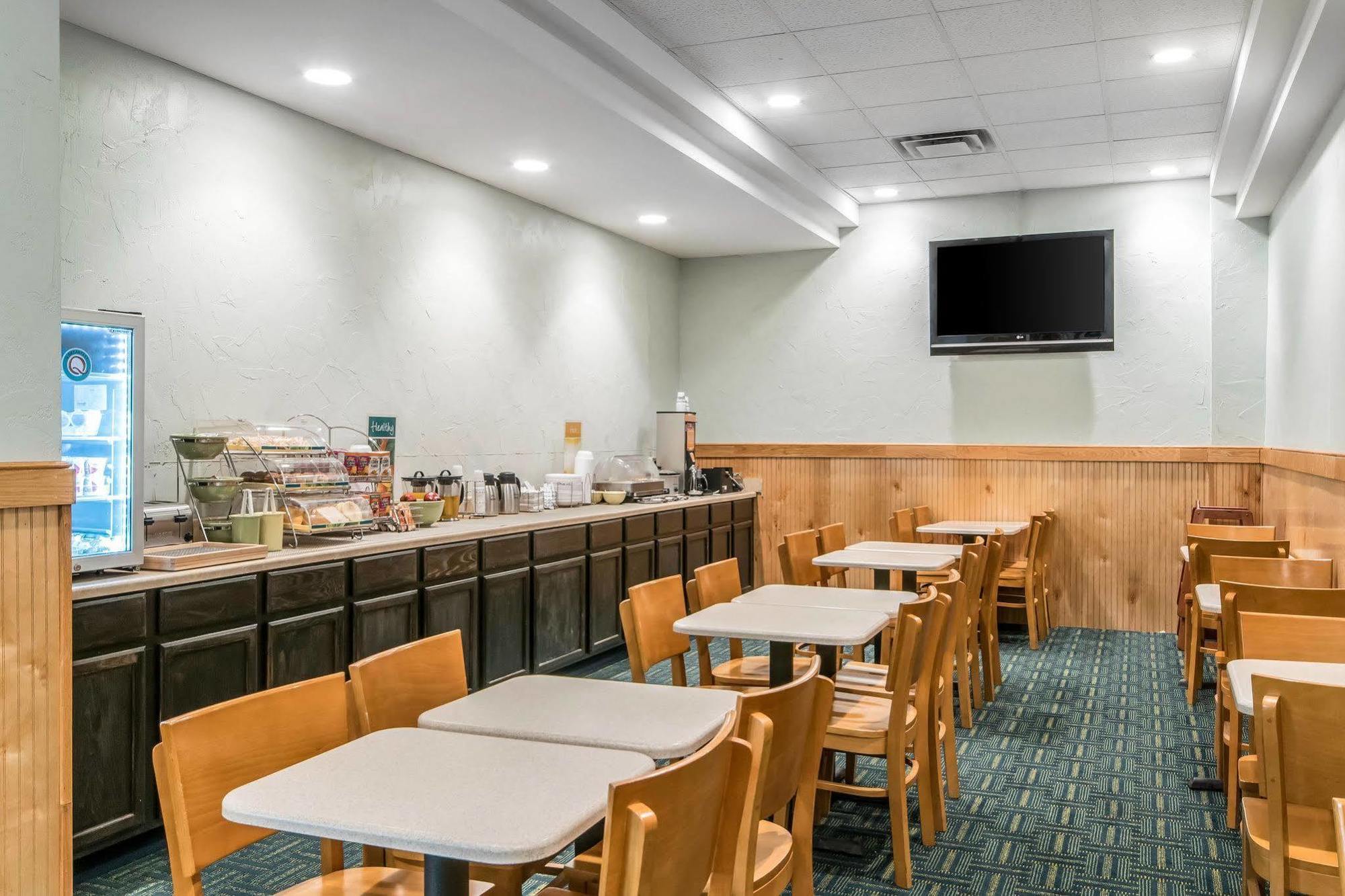 Quality Inn Prestonsburg Exterior photo