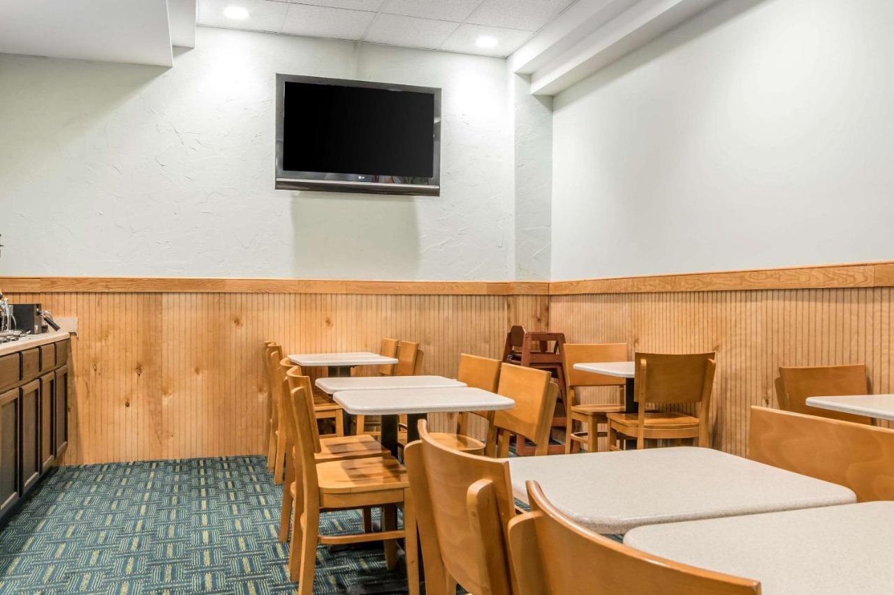 Quality Inn Prestonsburg Exterior photo